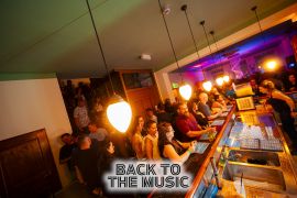 Tom Wenig   Villa 25 Back To The Music   0080